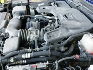 ✅ 2020 Jeep Wrangler Unlimited Rubicon • VIN: 1C4HJXFG6LW272549 • Lot: 43340916. Wystawiony na IAAI z przebiegiem 81 182 mil. Bezpłatny archiwum sprzedaży aukcyjnych z USA i szczegółowy raport historii pojazdu na DreamBid. Zdjęcie 19.