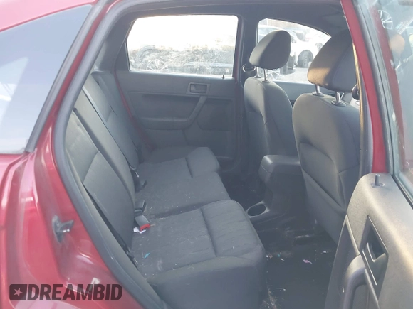 ✅ 2010 Ford Focus SE • VIN: 1FAHP3FN9AW170588 • Lot: 44213828. Wystawiony na IAAI z przebiegiem 166 290 mil. Bezpłatny archiwum sprzedaży aukcyjnych z USA i szczegółowy raport historii pojazdu na DreamBid. Zdjęcie 8.