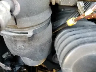 ✅ 1992 GMC Vandura • VIN: 2GTGG39KXN4515226 • Lot: 85211254. Wystawiony na Copart z przebiegiem 594 809 mil. Bezpłatny archiwum sprzedaży aukcyjnych z USA i szczegółowy raport historii pojazdu na DreamBid. Zdjęcie 16.