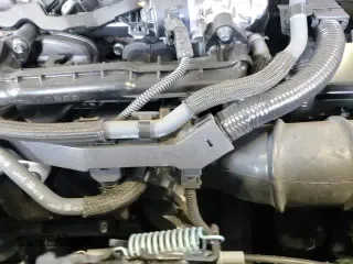 ✅ 2025 Toyota RAV4 Hybrid XLE Premium • VIN: 4T3B6RFV4SU183545 • Lot: 81575795. Listed on Copart with 12,397 mi. Free auction sales archive from the USA and detailed vehicle history report at DreamBid. Image 14.