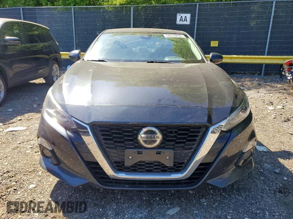 ✅ 2019 Nissan Altima SV • VIN: 1N4BL4DW5KC132085 • Lot: 52018266. Listed on Copart with 129,482 mi. Free auction sales archive from the USA and detailed vehicle history report at DreamBid. Image 5.