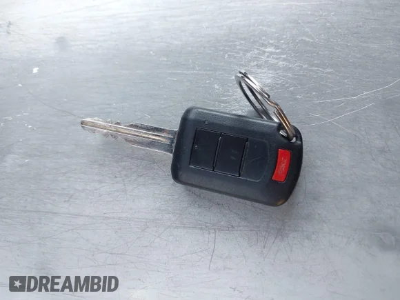 ✅ 2019 Mitsubishi Outlander ES • VIN: JA4AZ3A33KZ017646 • Lot: 43234745. Wystawiony na IAAI z przebiegiem 182 275 mil. Bezpłatny archiwum sprzedaży aukcyjnych z USA i szczegółowy raport historii pojazdu na DreamBid. Zdjęcie 11.