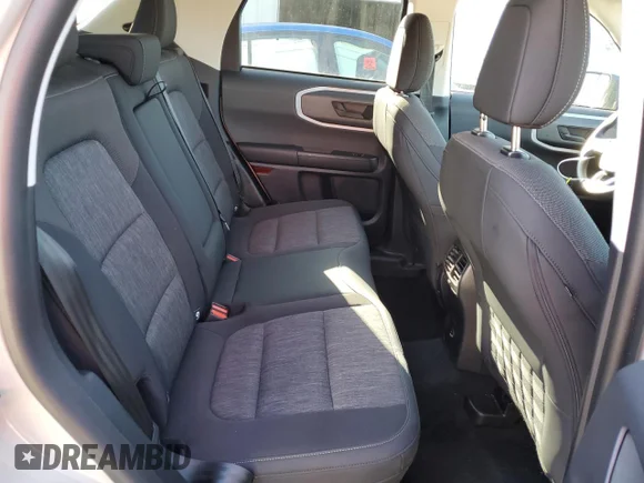 ✅ 2024 Ford Bronco Sport Big Bend • VIN: 3FMCR9B6XRRE12119 • Lot: 87937885. Wystawiony na Copart z przebiegiem 27 546 mil. Bezpłatny archiwum sprzedaży aukcyjnych z USA i szczegółowy raport historii pojazdu na DreamBid. Zdjęcie 11.