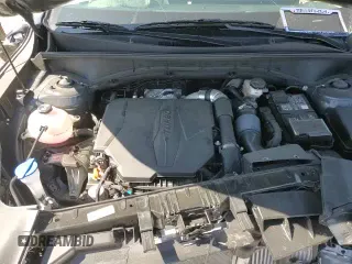 ✅ 2024 Kia Sorento EX • VIN: 5XYRH4JF8RG280350 • Lot: 64076255. Wystawiony na Copart z przebiegiem 9 509 mil. Bezpłatny archiwum sprzedaży aukcyjnych z USA i szczegółowy raport historii pojazdu na DreamBid. Zdjęcie 15.