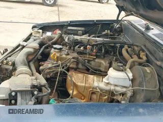 ✅ 1991 Toyota Pickup • VIN: JT4RN81A9M5125988 • Lot: 41944298. Wystawiony na IAAI z przebiegiem 242 913 mil. Bezpłatny archiwum sprzedaży aukcyjnych z USA i szczegółowy raport historii pojazdu na DreamBid. Zdjęcie 21.