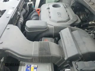 ✅ 2017 Kia Sorento LX • VIN: 5XYPG4A35HG209086 • Lot: 43792632. Listed on IAAI with 145,529 mi. Free auction sales archive from the USA and detailed vehicle history report at DreamBid. Image 19.