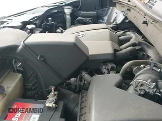 ✅ 2018 Toyota Highlander SE • VIN: 5TDJZRFH3JS855205 • Lot: 43188631. Listed on IAAI with 101,748 mi. Free auction sales archive from the USA and detailed vehicle history report at DreamBid. Image 19.