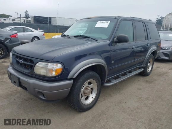 ✅ 2000 Ford Explorer XLT • VIN: 1FMZU73E8YZB69990 • Лот: 44130692. Опубликован ранее на IAAI с пробегом 196 736 миль. Бесплатный доступ к архиву аукционных продаж из США и подробный отчёт об истории автомобиля на DreamBid. Изображение 2.