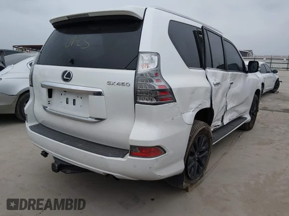 ✅ 2021 Lexus GX 460 Premium • VIN: JTJAM7BX8M5302332 • Lot: 44974304. Listed on IAAI with 8,956 mi. Free auction sales archive from the USA and detailed vehicle history report at DreamBid. Image 4.