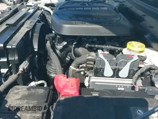 ✅ 2024 Jeep Wagoneer Series II • VIN: 1C4SJRBP4RS184266 • Lot: 42506256. Wystawiony na IAAI z przebiegiem 27 901 mil. Bezpłatny archiwum sprzedaży aukcyjnych z USA i szczegółowy raport historii pojazdu na DreamBid. Zdjęcie 19.