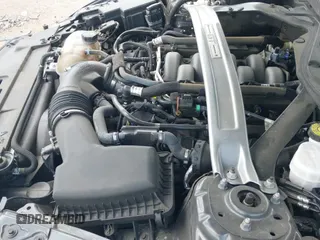 ✅ 2019 Ford Mustang GT • VIN: 1FA6P8CF2K5157755 • Lot: 42585504. Wystawiony na IAAI z przebiegiem 44 847 mil. Bezpłatny archiwum sprzedaży aukcyjnych z USA i szczegółowy raport historii pojazdu na DreamBid. Zdjęcie 19.