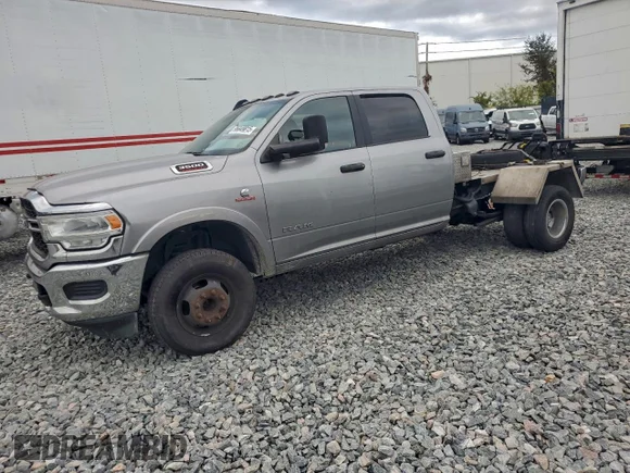 ✅ 2022 Ram 3500 Big Horn • VIN: 3C63RRHL0NG415206 • Lot: 96849815. Listed on Copart with 128,457 mi. Free auction sales archive from the USA and detailed vehicle history report at DreamBid. Image 1.