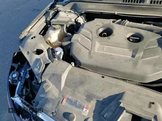 ✅ 2017 Lincoln MKZ Reserve • VIN: 3LN6L5F90HR643430 • Lot: 92218525. Wystawiony na Copart z przebiegiem 124 956 mil. Bezpłatny archiwum sprzedaży aukcyjnych z USA i szczegółowy raport historii pojazdu na DreamBid. Zdjęcie 13.