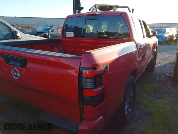 ✅ 2025 Nissan Frontier SL • VIN: 1N6ED1EJ2SN640408 • Lot: 43291282. Wystawiony na IAAI z przebiegiem 1 864 mil. Bezpłatny archiwum sprzedaży aukcyjnych z USA i szczegółowy raport historii pojazdu na DreamBid. Zdjęcie 4.