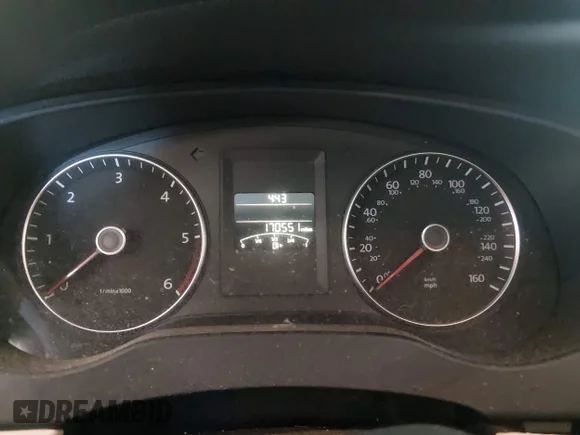 ✅ 2014 Volkswagen Jetta TDI • VIN: 3VWLL7AJ3EM248670 • Lot: 45407190. Wystawiony na IAAI z przebiegiem 170 551 mil. Bezpłatny archiwum sprzedaży aukcyjnych z USA i szczegółowy raport historii pojazdu na DreamBid. Zdjęcie 7.