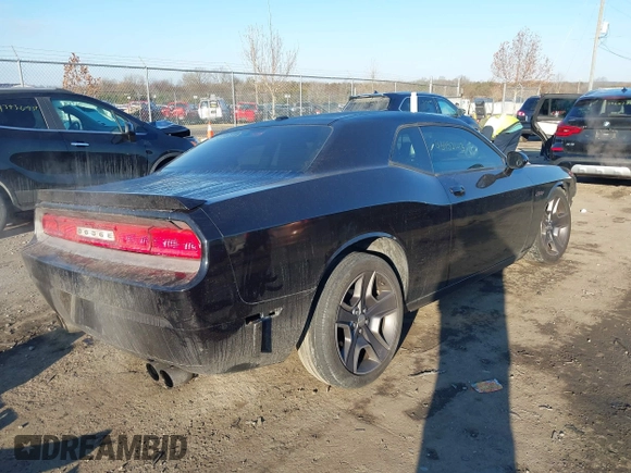 ✅ 2012 Dodge Challenger R/T • VIN: 2C3CDYBT9CH105969 • Lot: 43952143. Wystawiony na IAAI z przebiegiem 146 296 mil. Bezpłatny archiwum sprzedaży aukcyjnych z USA i szczegółowy raport historii pojazdu na DreamBid. Zdjęcie 4.