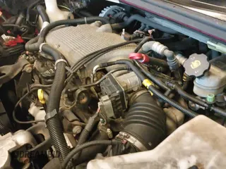 ✅ 2005 Pontiac Montana w/1SA Pkg • VIN: 1GMDV03L95D232584 • Lot: 42198302. Wystawiony na IAAI z przebiegiem 180 588 mil. Bezpłatny archiwum sprzedaży aukcyjnych z USA i szczegółowy raport historii pojazdu na DreamBid. Zdjęcie 12.