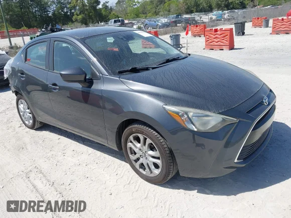 ✅ 2018 Toyota Yaris • VIN: 3MYDLBYV8JY319675 • Лот: 44743001. Опубликован ранее на IAAI с пробегом 67 751 миль. Бесплатный доступ к архиву аукционных продаж из США и подробный отчёт об истории автомобиля на DreamBid. Изображение 1.