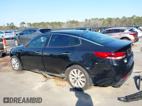 ✅ 2018 Kia Optima LX • VIN: 5XXGT4L37JG206077 • Lot: 44344030. Wystawiony na IAAI z przebiegiem 134 186 mil. Bezpłatny archiwum sprzedaży aukcyjnych z USA i szczegółowy raport historii pojazdu na DreamBid. Zdjęcie 3.