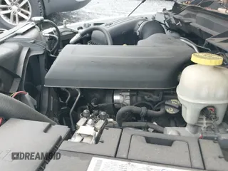 2018 Ram 1500 Tradesman z VIN 1C6RR6FG3JS147382, wystawiony jako IAAI lot #41251352 z przebiegiem 166 066 mil mil oraz . Historia ofert i sprzedaży dostępna na DreamBid. Obrazek 19.