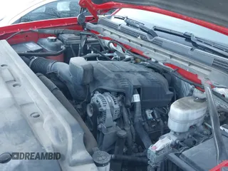 ✅ 2018 GMC Sierra 3500HD • VIN: 1GT02VEG0JZ256858 • Lot: 41392499. Wystawiony na IAAI z przebiegiem 95 249 mil. Bezpłatny archiwum sprzedaży aukcyjnych z USA i szczegółowy raport historii pojazdu na DreamBid. Zdjęcie 21.