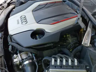 ✅ 2018 Audi S4 Prestige • VIN: WAUC4AF47JA004153 • Lot: 42554398. Wystawiony na IAAI z przebiegiem 63 143 mil. Bezpłatny archiwum sprzedaży aukcyjnych z USA i szczegółowy raport historii pojazdu na DreamBid. Zdjęcie 18.