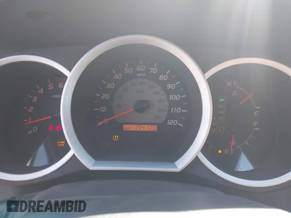 ✅ 2009 Toyota Tacoma • VIN: 5TEUU42NX9Z655849 • Lot: 43329118. Wystawiony na IAAI z przebiegiem 194 105 mil. Bezpłatny archiwum sprzedaży aukcyjnych z USA i szczegółowy raport historii pojazdu na DreamBid. Zdjęcie 7.