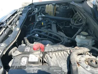 ✅ 2010 Ford Escape XLS • VIN: 1FMCU0C71AKA05087 • Lot: 43234631. Wystawiony na IAAI z przebiegiem 266 967 mil. Bezpłatny archiwum sprzedaży aukcyjnych z USA i szczegółowy raport historii pojazdu na DreamBid. Zdjęcie 19.