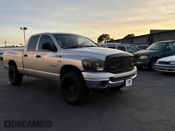 ✅ 2008 Dodge 1500 SLT • VIN: 1D7HU18218S608781 • Лот: 79778074. Опубліковано раніше на Copart з пробігом 333 732 миль. Безкоштовний доступ до архіву аукціонних продажів зі США та докладний звіт про історію автомобіля на DreamBid. Зображення 1.