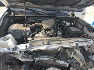 ✅ 2022 Toyota Tacoma SR • VIN: 3TYRX5GN7NT066409 • Lot: 92039415. Wystawiony na Copart z przebiegiem 54 461 mil. Bezpłatny archiwum sprzedaży aukcyjnych z USA i szczegółowy raport historii pojazdu na DreamBid. Zdjęcie 13.