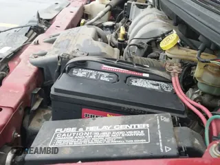 ✅ 2000 Chrysler Town & Country Limited • VIN: 1C4GP64LXYB656224 • Лот: 41179741. Опубликован ранее на IAAI с пробегом 180 250 миль. Бесплатный доступ к архиву аукционных продаж из США и подробный отчёт об истории автомобиля на DreamBid. Изображение 19.