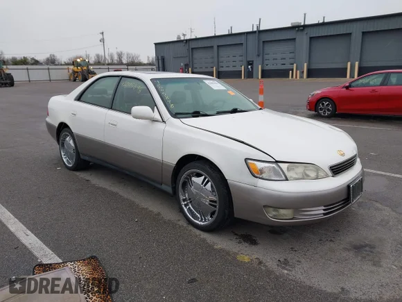 ✅ 1997 Lexus ES 300 • VIN: JT8BF22G0V5013000 • Lot: 42005898. Wystawiony na IAAI z przebiegiem 239 646 mil. Bezpłatny archiwum sprzedaży aukcyjnych z USA i szczegółowy raport historii pojazdu na DreamBid. Zdjęcie 1.