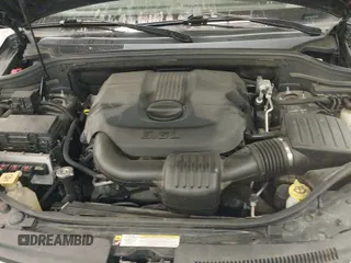 2011 Jeep Grand Cherokee Laredo z VIN 1J4RR4GGXBC687619, wystawiony jako IAAI lot #42425033 z przebiegiem 157 036 mil mil oraz . Historia ofert i sprzedaży dostępna na DreamBid. Obrazek 20.