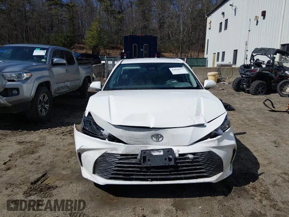 ✅ 2025 Toyota Camry SE • VIN: 4T1DAACK5SU595811 • Lot: 44828377. Wystawiony na IAAI z przebiegiem 4 102 mil. Bezpłatny archiwum sprzedaży aukcyjnych z USA i szczegółowy raport historii pojazdu na DreamBid. Zdjęcie 6.