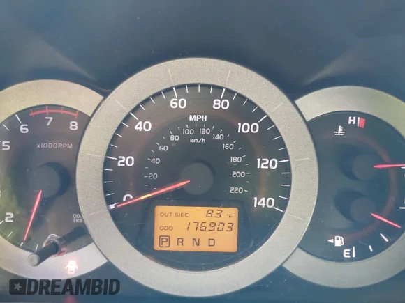 ✅ 2008 Toyota RAV4 Sport • VIN: JTMZK32V985021049 • Lot: 43338022. Wystawiony na IAAI z przebiegiem 176 903 mil. Bezpłatny archiwum sprzedaży aukcyjnych z USA i szczegółowy raport historii pojazdu na DreamBid. Zdjęcie 7.