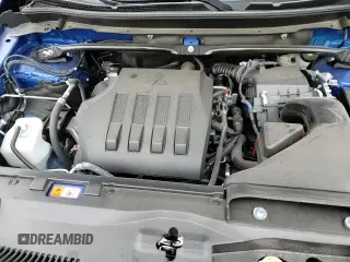 ✅ 2025 Mitsubishi Eclipse Cross SE • VIN: JA4ATWAA6SZ040629 • Lot: 90323425. Listed on Copart with 9,097 mi. Free auction sales archive from the USA and detailed vehicle history report at DreamBid. Image 14.