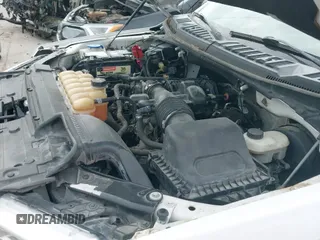 ✅ 2018 Ford F-150 XL • VIN: 1FTMF1CB5JKE06428 • Lot: 43016168. Wystawiony na IAAI z przebiegiem 214 072 mil. Bezpłatny archiwum sprzedaży aukcyjnych z USA i szczegółowy raport historii pojazdu na DreamBid. Zdjęcie 24.