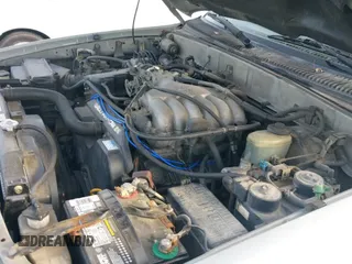 ✅ 1999 Toyota 4Runner Limited • VIN: JT3GN87R4X0134883 • Лот: 41714775. Опубликован ранее на IAAI с пробегом 249 186 миль. Бесплатный доступ к архиву аукционных продаж из США и подробный отчёт об истории автомобиля на DreamBid. Изображение 12.