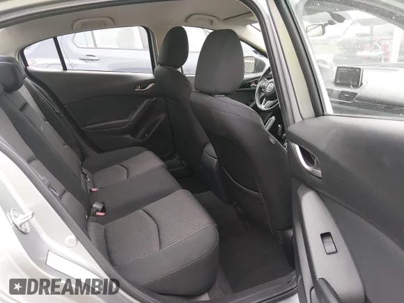 ✅ 2016 Mazda 3 i Sport • VIN: JM1BM1U74G1294193 • Lot: 44395994. Wystawiony na IAAI z przebiegiem 193 246 mil. Bezpłatny archiwum sprzedaży aukcyjnych z USA i szczegółowy raport historii pojazdu na DreamBid. Zdjęcie 8.