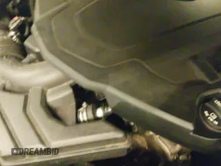 ✅ 2017 Cadillac CT6 Luxury AWD • VIN: 1G6KD5RS2HU168017 • Lot: 43853303. Wystawiony na IAAI z przebiegiem 180 073 mil. Bezpłatny archiwum sprzedaży aukcyjnych z USA i szczegółowy raport historii pojazdu na DreamBid. Zdjęcie 19.