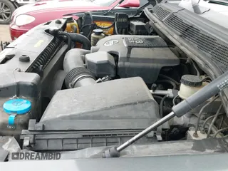 ✅ 2009 Nissan Titan SE • VIN: 1N6BA07D69N302730 • Lot: 41683601. Wystawiony na IAAI z przebiegiem 276 487 mil. Bezpłatny archiwum sprzedaży aukcyjnych z USA i szczegółowy raport historii pojazdu na DreamBid. Zdjęcie 20.