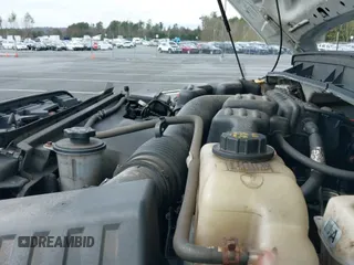 ✅ 2015 Ford F-250 XLT • VIN: 1FT7X2B6XFEA64744 • Lot: 41950505. Listed on IAAI with 200,300 mi. Free auction sales archive from the USA and detailed vehicle history report at DreamBid. Image 19.