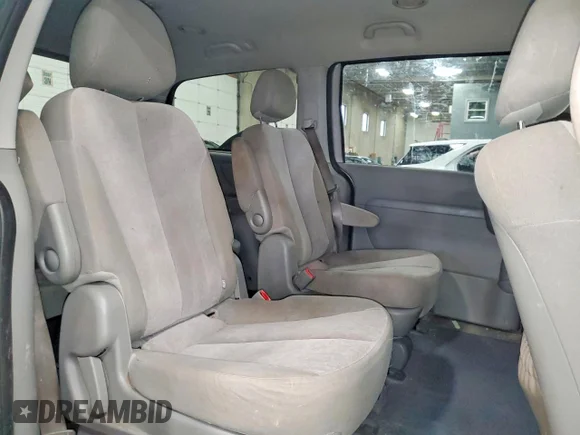 ✅ 2012 Kia Sedona LX • VIN: KNDMG4C79C6441480 • Лот: 78538355. Опубликован ранее на Copart с пробегом 154 942 миль. Бесплатный доступ к архиву аукционных продаж из США и подробный отчёт об истории автомобиля на DreamBid. Изображение 11.