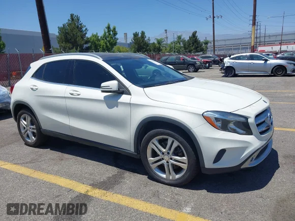 ✅ 2015 Mercedes-Benz GLA 250 • VIN: WDCTG4GB8FJ077333 • Lot: 45545268. Wystawiony na IAAI z przebiegiem 164 798 mil. Bezpłatny archiwum sprzedaży aukcyjnych z USA i szczegółowy raport historii pojazdu na DreamBid. Zdjęcie 1.