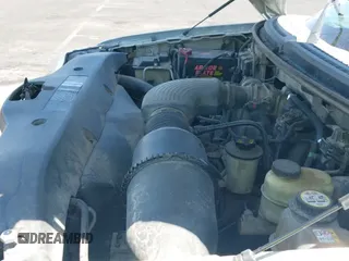 ✅ 2005 Ford F-150 XLT • VIN: 1FTRW12W55KC15429 • Lot: 42485246. Listed on IAAI with 251,954 mi. Free auction sales archive from the USA and detailed vehicle history report at DreamBid. Image 14.