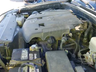 ✅ 2005 Toyota 4Runner SR5 • VIN: JTEZU14RX50057576 • Lot: 43655523. Wystawiony na IAAI z przebiegiem 223 339 mil. Bezpłatny archiwum sprzedaży aukcyjnych z USA i szczegółowy raport historii pojazdu na DreamBid. Zdjęcie 19.