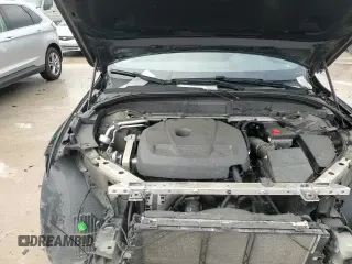 ✅ 2019 Volvo XC60 R-Design • VIN: LYV102DM9KB230865 • Lot: 54550845. Listed on Copart with 61,695 mi. Free auction sales archive from the USA and detailed vehicle history report at DreamBid. Image 15.