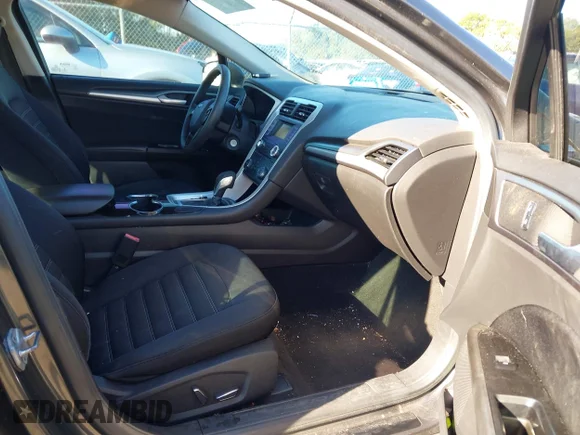 ✅ 2015 Ford Fusion SE • VIN: 1FA6P0H7XF5102107 • Lot: 43168236. Wystawiony na IAAI z przebiegiem 148 374 mil. Bezpłatny archiwum sprzedaży aukcyjnych z USA i szczegółowy raport historii pojazdu na DreamBid. Zdjęcie 5.
