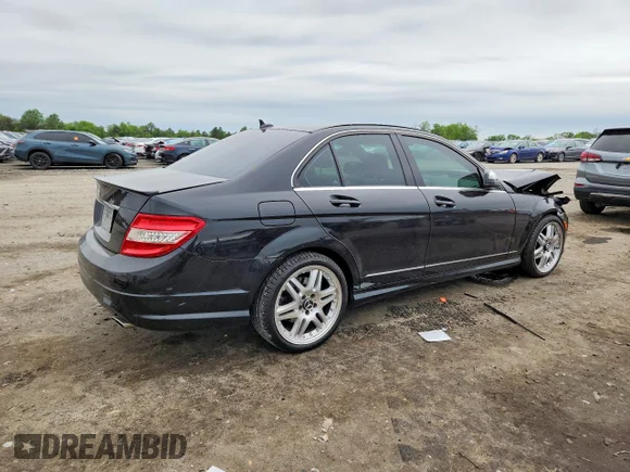 ✅ 2009 Mercedes-Benz C 350 Sport • VIN: WDDGF56X19R067154 • Lot: 52776066. Wystawiony na Copart z przebiegiem 149 291 mil. Bezpłatny archiwum sprzedaży aukcyjnych z USA i szczegółowy raport historii pojazdu na DreamBid. Zdjęcie 3.