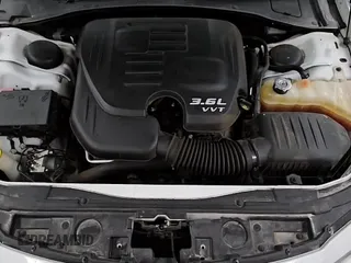 ✅ 2018 Chrysler 300 Touring • VIN: 2C3CCAAG5JH151570 • Lot: 80820145. Listed on Copart with 100,099 mi. Free auction sales archive from the USA and detailed vehicle history report at DreamBid. Image 13.